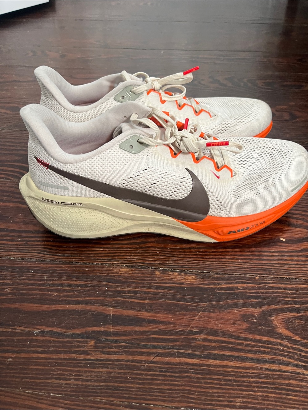 Nike White and Orange Running Sneakers with Dark Gray Swoosh—NIKE RUNNING MEN 10